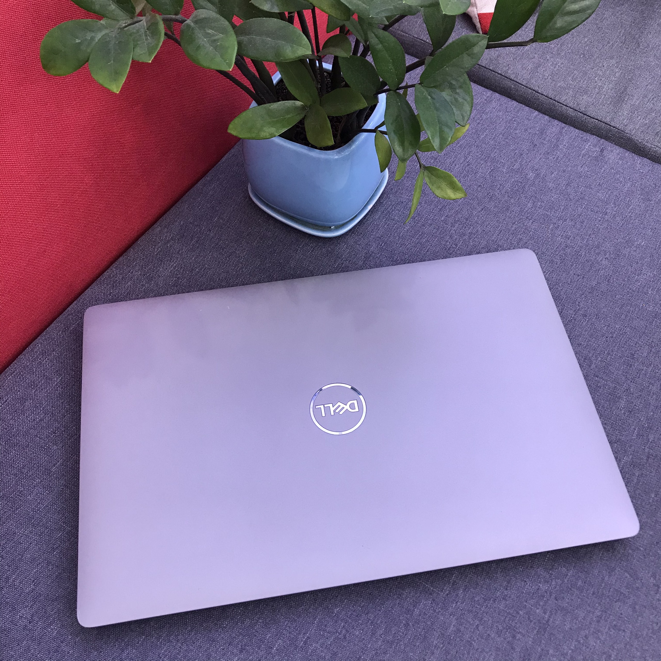 DELL Precision 3551 - Workstation mỏng nhẹ